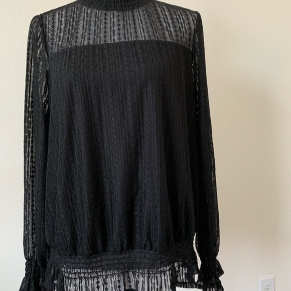 Blouse - Picture 1 of 9